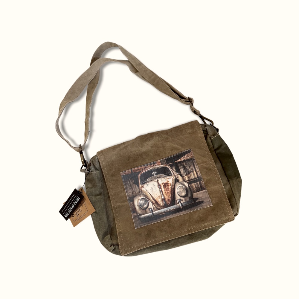 Vintage Addiction Beetle VW bag.